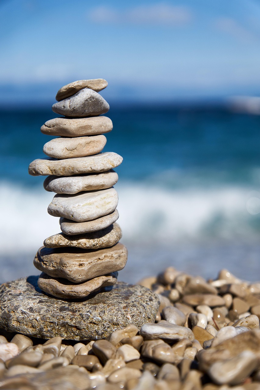 stones, rock, balance, balanced rocks, balanced stones, riverbank, beach, meditation, zen, mindfulness, nature, spirituality, harmony, sea