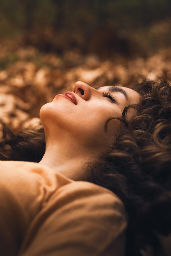 woman, model, young, pose, female, cute, outdoors, face, hairstyle, people, modeling, fall, autumn, leaves, forest, season, nature, grass, fashion, portrait